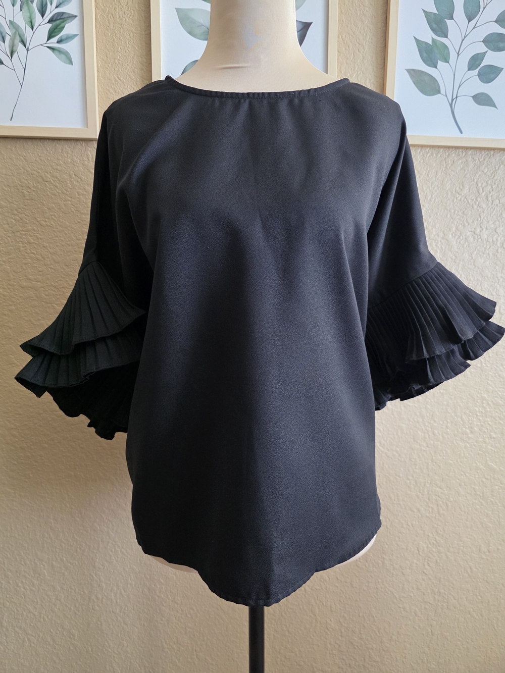 Love Letter Black‎ Ruffle Dolman Sleeve Blouse Women's Top Blouse Large